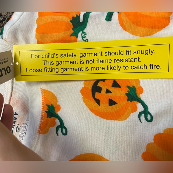 Old Navy Kids Pumpkin Pajama Set, Size Large - Picture 5 of 9
